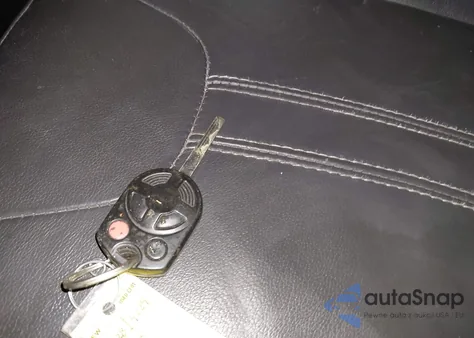 2013 Ford Focus Se z USA, uszkodzony, nr VIN 1FADP3F20DL380782